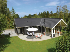 Holiday Home Gilleleje with Hot Tub I